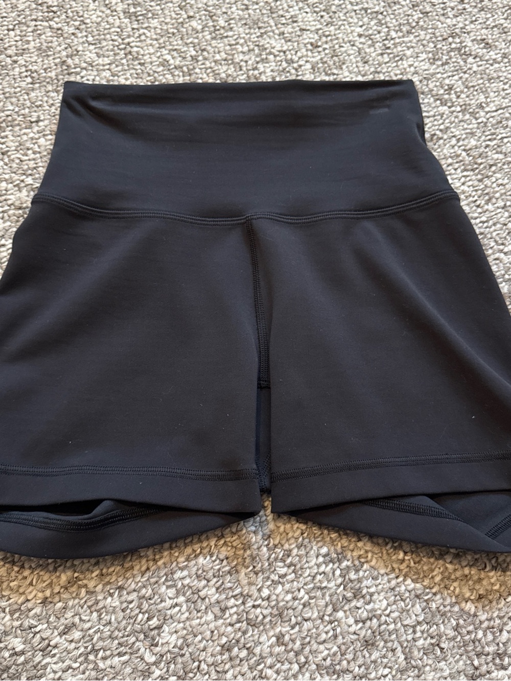 Lululemon Wunder Train Shorts